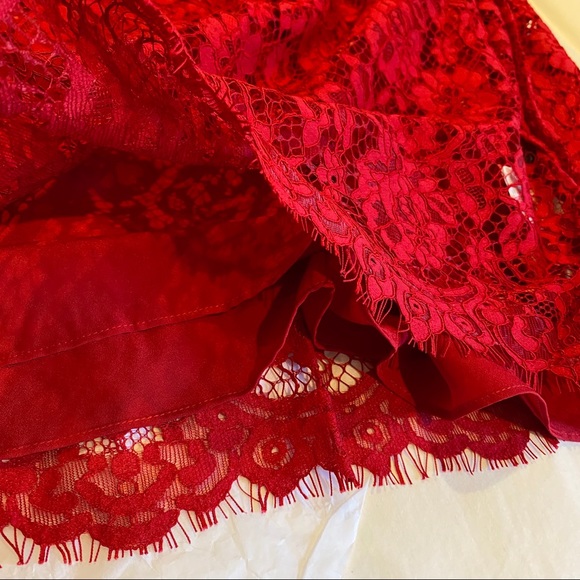 🌸 J. Crew Mockneck top in floral lace - Picture 8 of 9